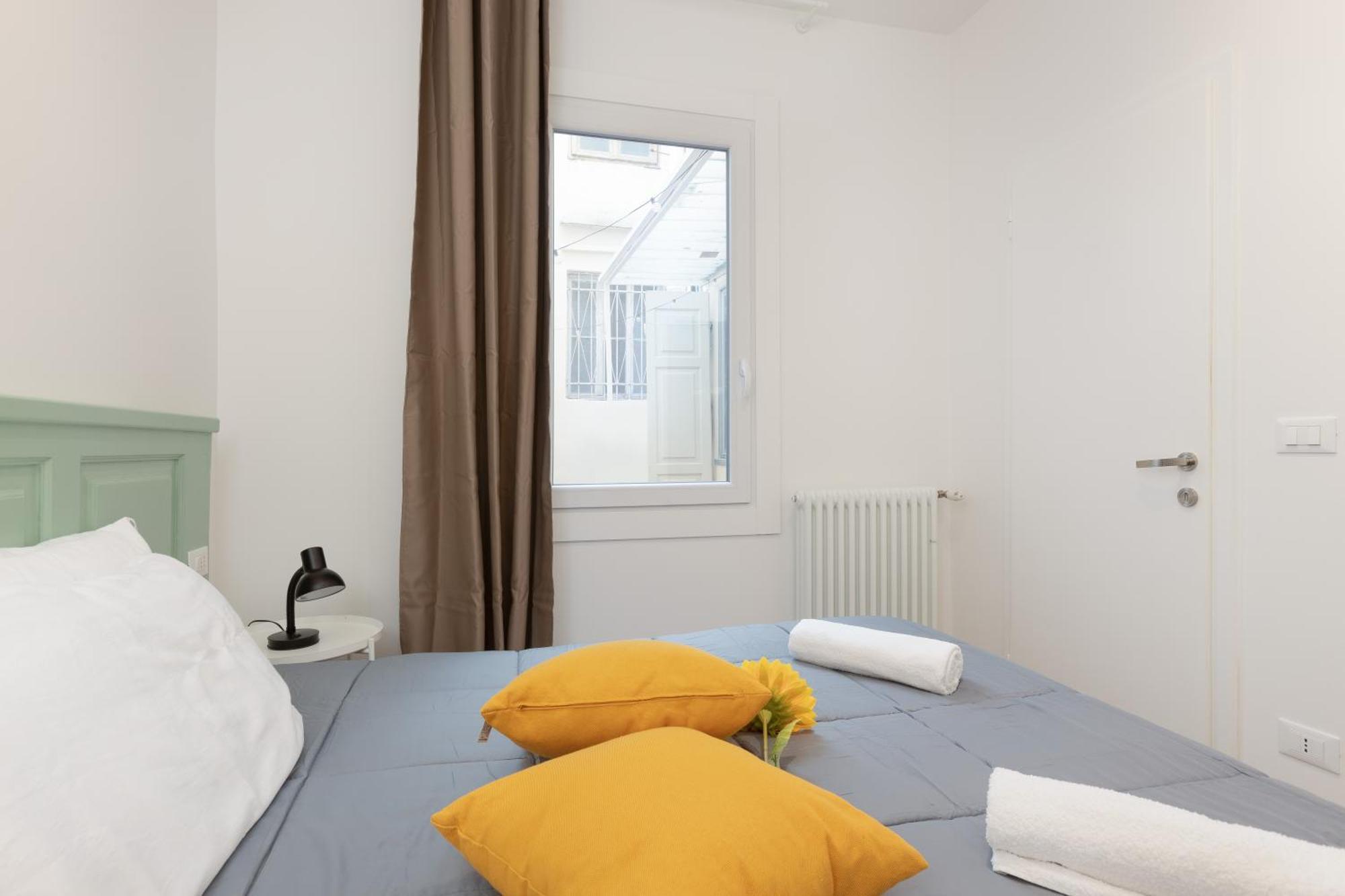 Snapstay Luxury Apartments In Centro A Триест Екстериор снимка