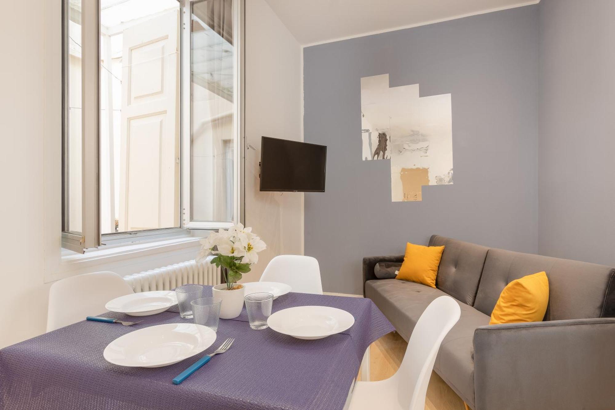 Snapstay Luxury Apartments In Centro A Триест Екстериор снимка