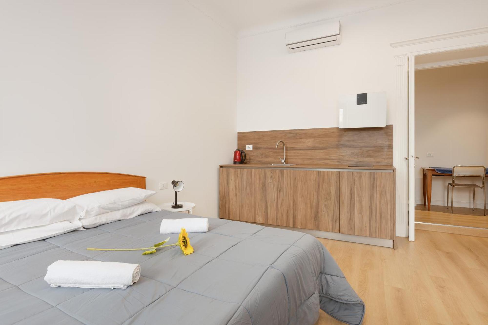Snapstay Luxury Apartments In Centro A Триест Екстериор снимка
